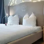 Grande With Kitchen Dish Washer, Dryer Washer زيورخ