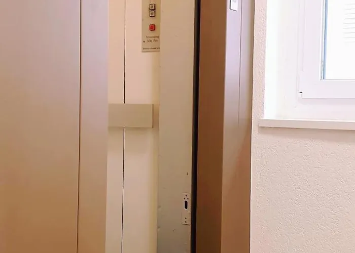 Hotel Grande With Kitchen Dish Washer, Dryer Washer